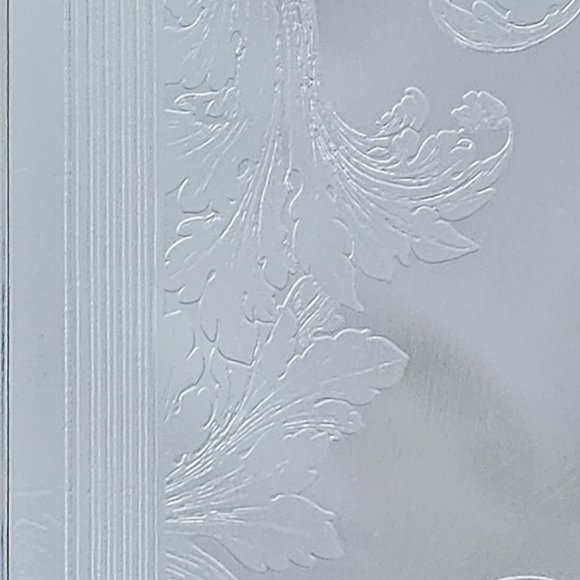 vintage Gloria Vanderbilt hinged embossed plastic vanity box! - Picture 7 of 8